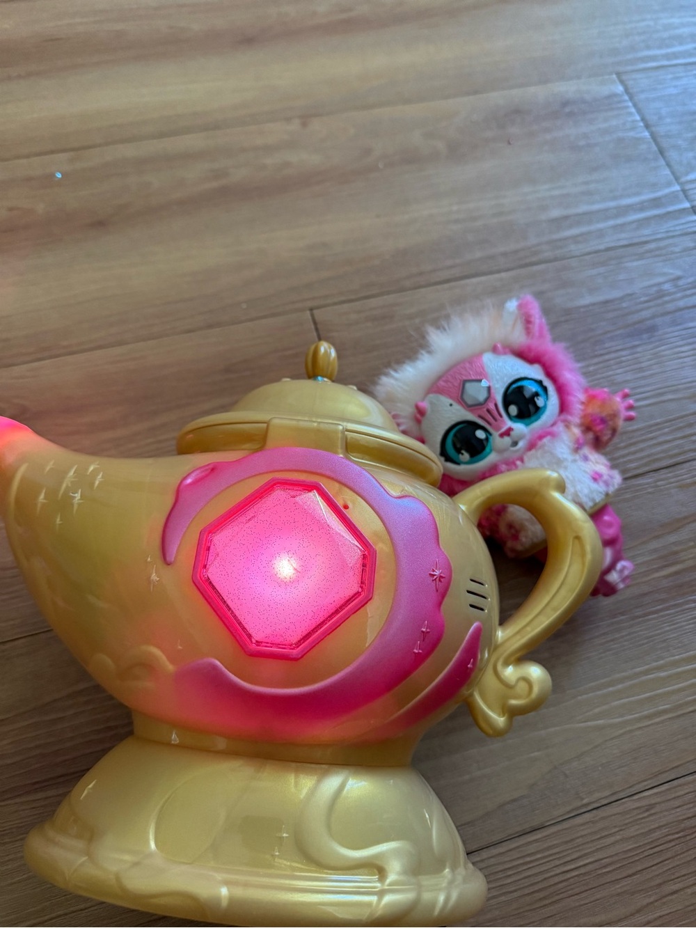 Magic Mixies Magic Genie Lamp Pink - Tested & Working (No Ring, needs mist